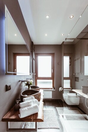 Hair dryer, towels