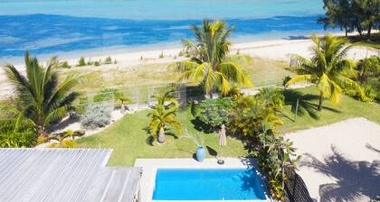 Chalet Kestrel waterfront, private pool, wifi, beautiful beach and snorkeling