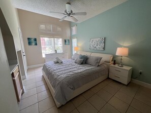 4 室のベッドルーム、アイロン / アイロン台、WiFi、ベッドシーツ