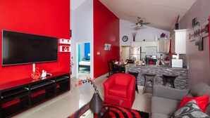 Unclassified image, 4 of 47, button - The Golf Oasis II (Kingston)