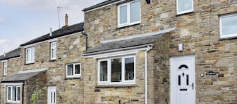 2 bedroom accommodation in Gayle, near Hawes