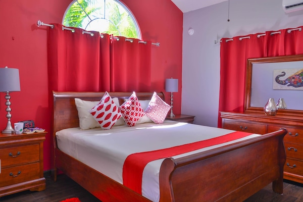 Signature Villa, 3 Bedrooms, 2 Bathrooms, Garden View | 3 bedrooms, in-room safe, laptop workspace, blackout drapes
