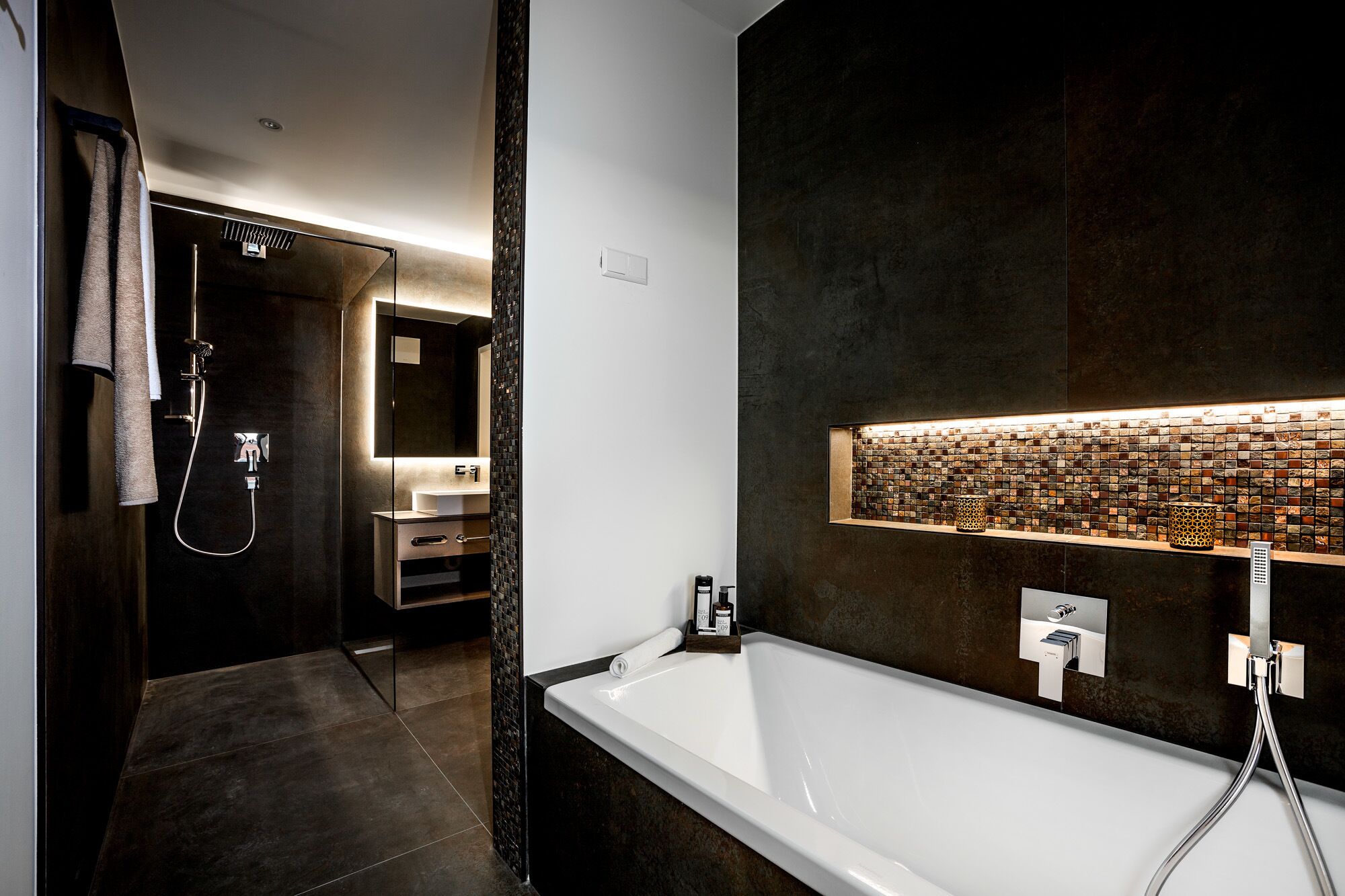 Penthouse | Baño | Secadora de cabello, batas, piso con calefacción, toallas 