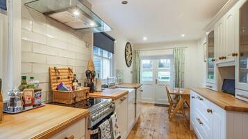 Dishwasher, highchair