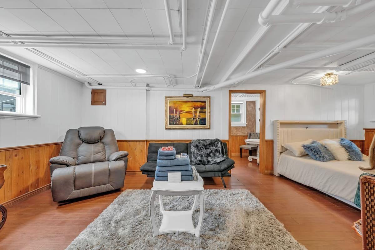 1 bedroom, premium bedding, individually decorated