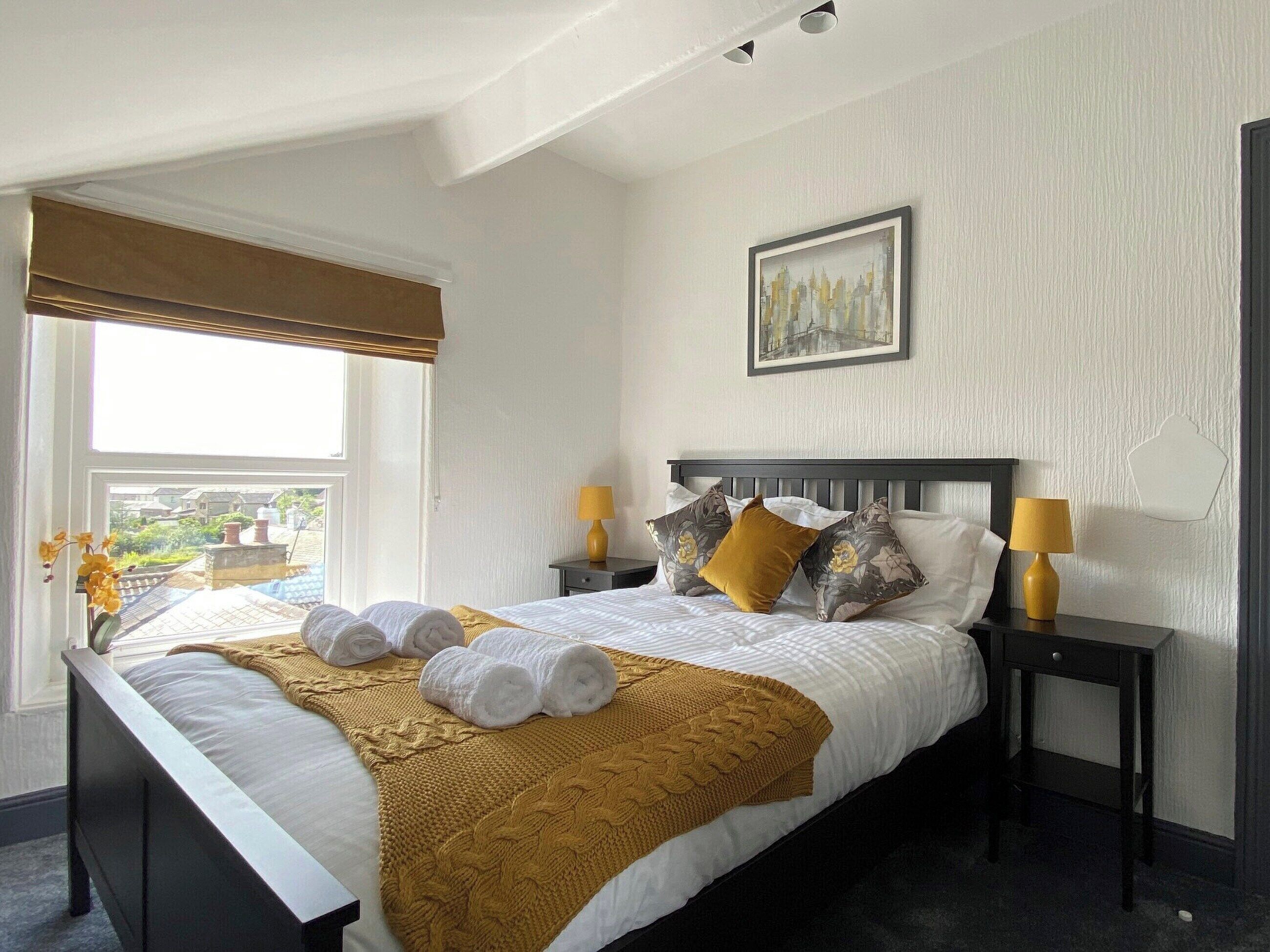 3 habitaciones, wifi gratis y ropa de cama 