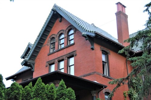 Brownstone Mansion des Architekten 6B6B, Veranda, Garten