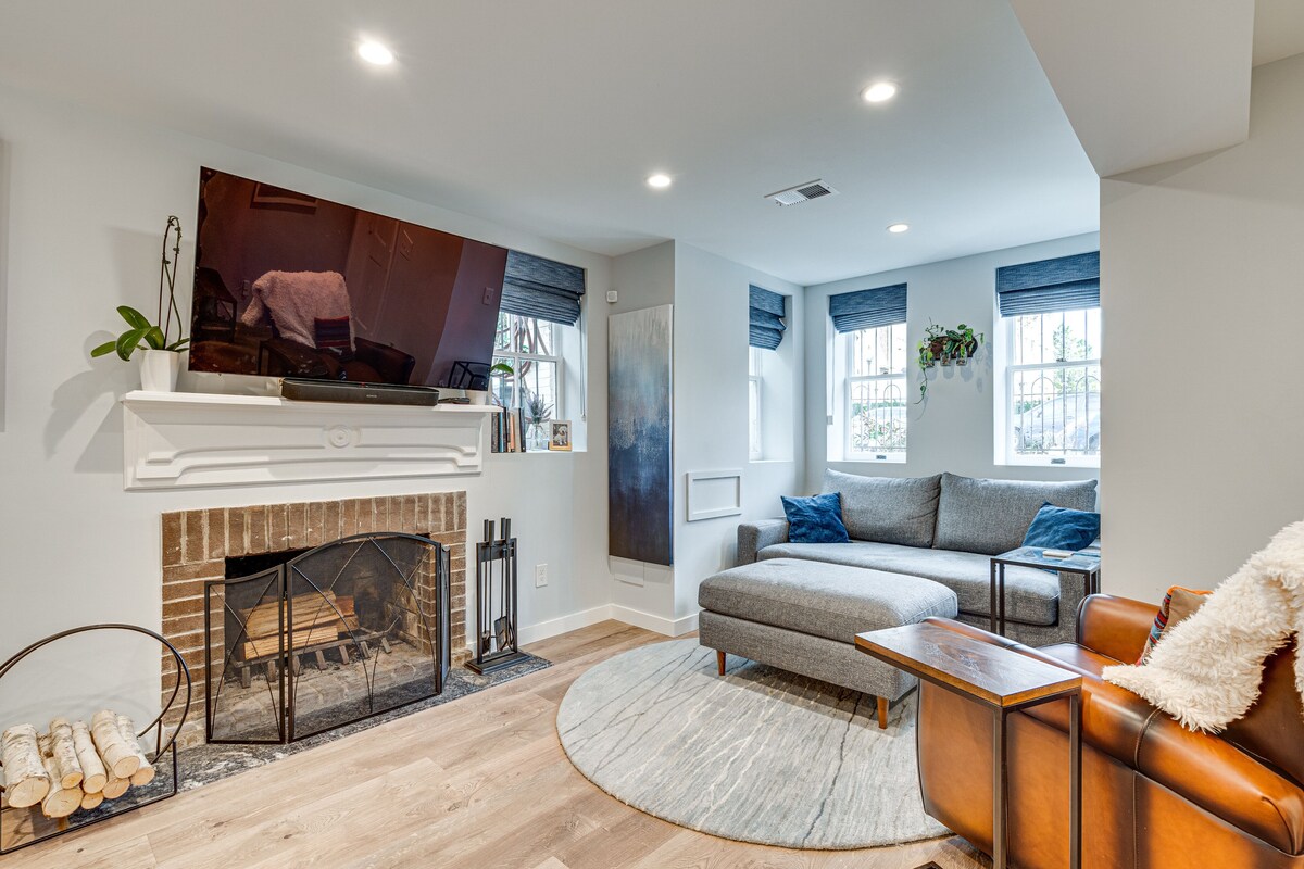 Beautiful condo in the heart of Capitol Hill