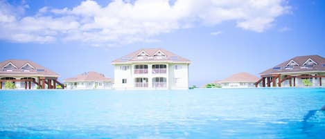 Piscine extérieure