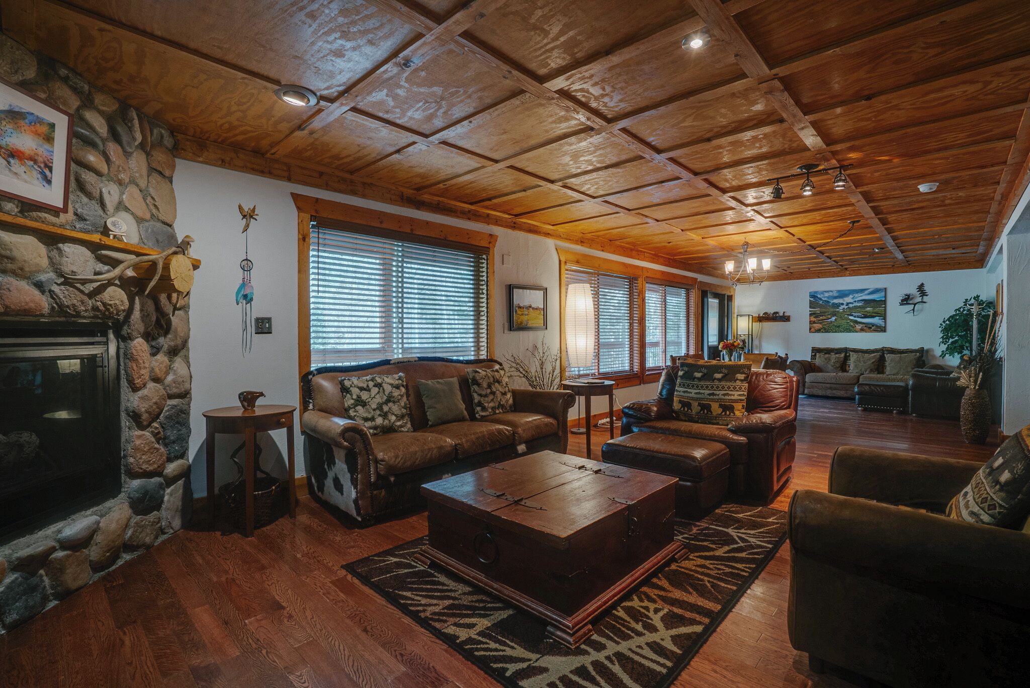 TV connectée, cheminée