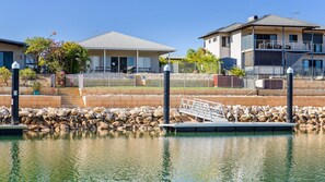 Exterior - 4 Corella Court - Pool and Jetty 12m max (EXMOUTH)