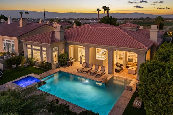 Et oppvarmet basseng