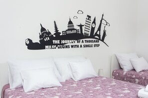 1 habitación, tabla de planchar con plancha, wifi gratis y ropa de cama 