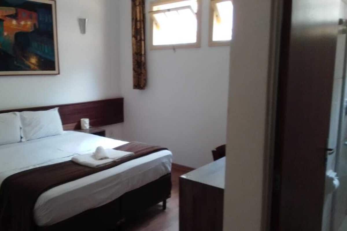 Junior Suite | Minibar, desk, laptop workspace, soundproofing