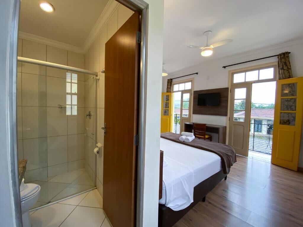 Chambre Double Standard | Minibar, bureau, espace de travail pour ordinateur portable