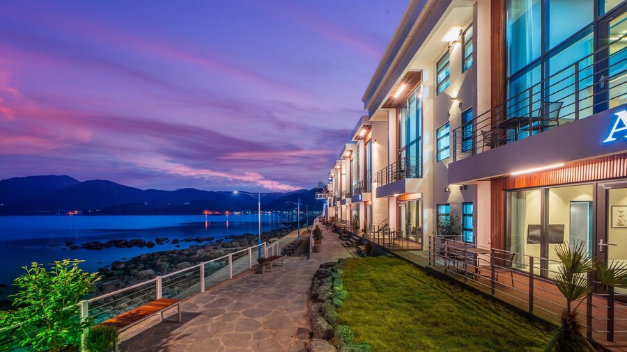 Namhae Lounge 32 Resort A