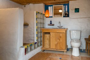 Shower - The Chisos Suite - overlooking the Chisos Mountain range. (Terlingua)