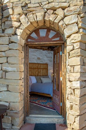 1 bedroom, Internet - The Chisos Suite - overlooking the Chisos Mountain range. (Terlingua)