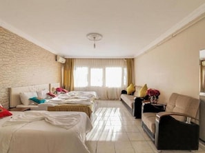 Room - White Palace Apart (Istanbul)