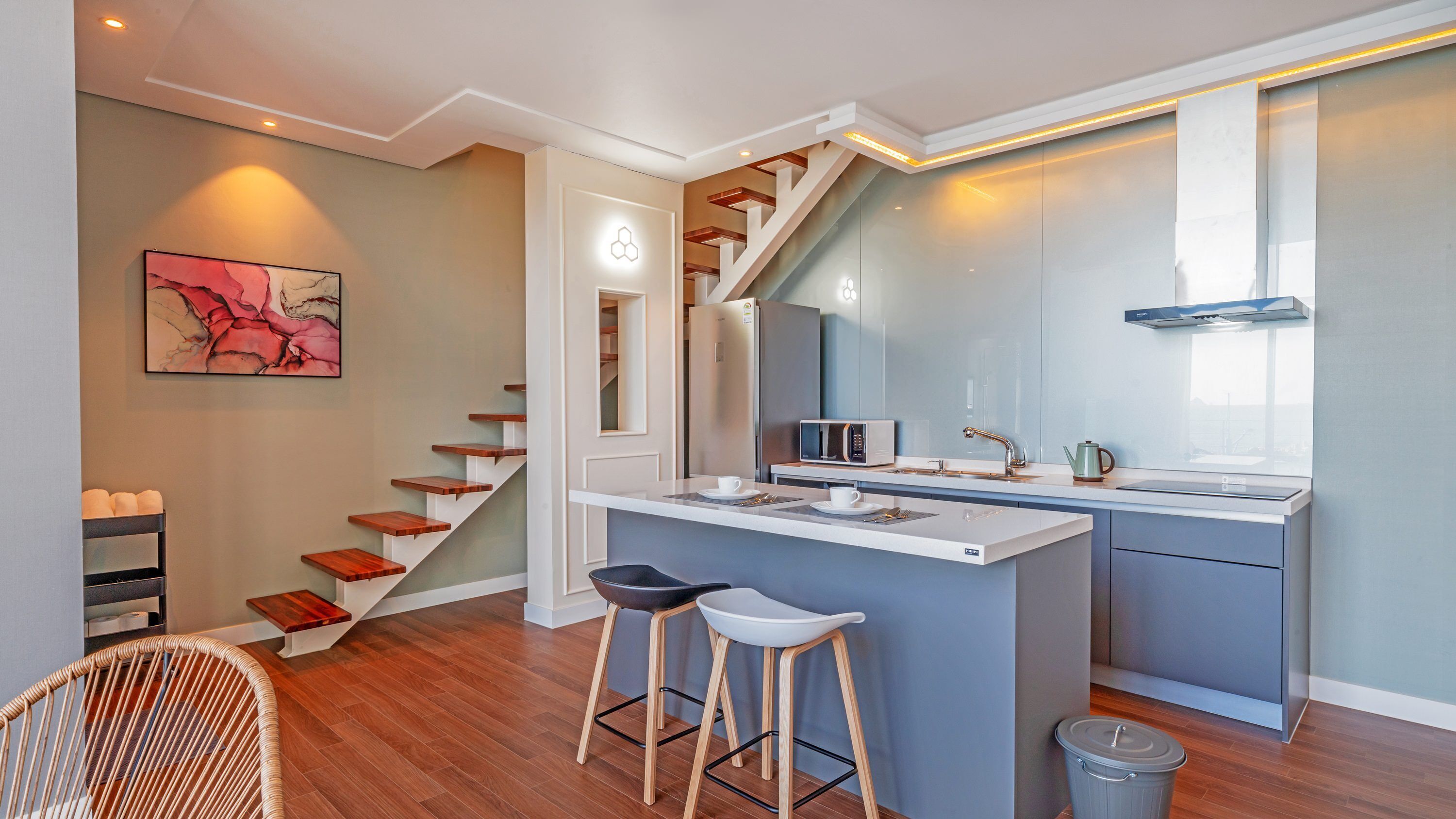 room (b_201) | private kitchenette | full-sized fridge, microwave, stovetop, electric kettle