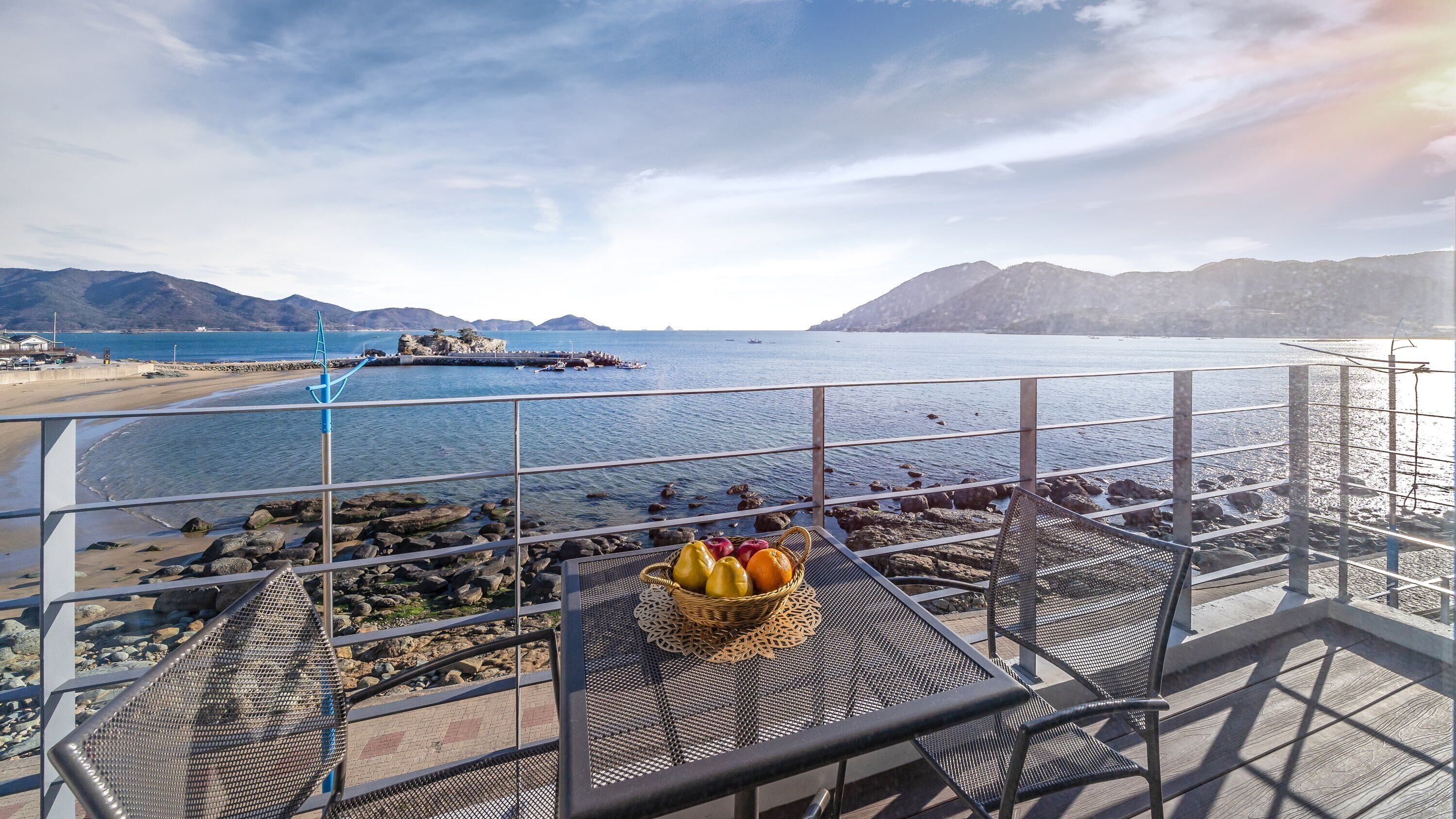 room (b_202) | terrace/patio