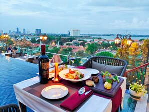 Breakfast, lunch, dinner served; local cuisine - Le Botum Hotel (Phnom Penh)