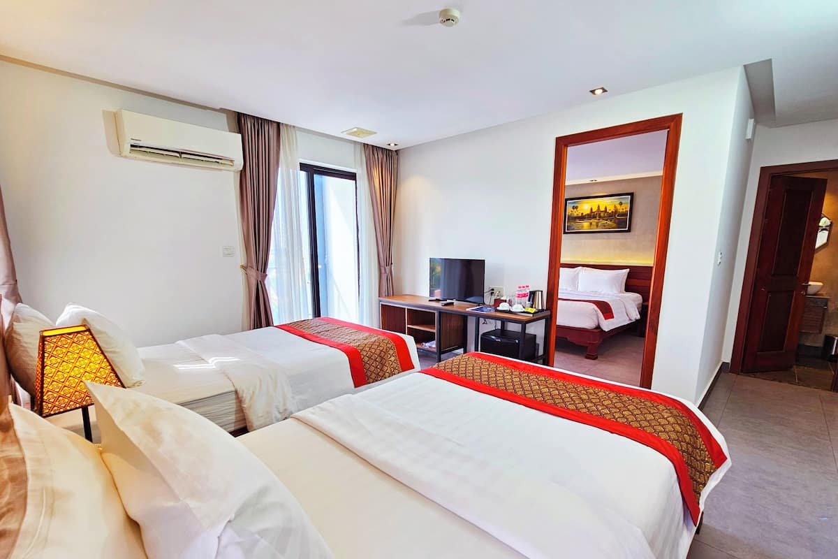 Family Triple Room | 1 bedroom, premium bedding, pillowtop beds, minibar