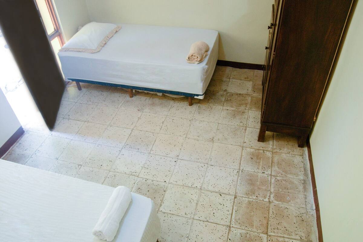 Free WiFi, bed sheets