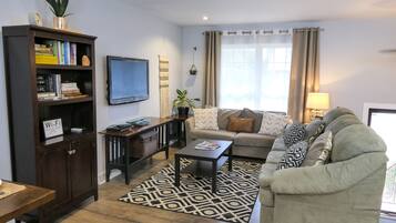 Flatskjerm-TV, videospill, Netflix og Hulu