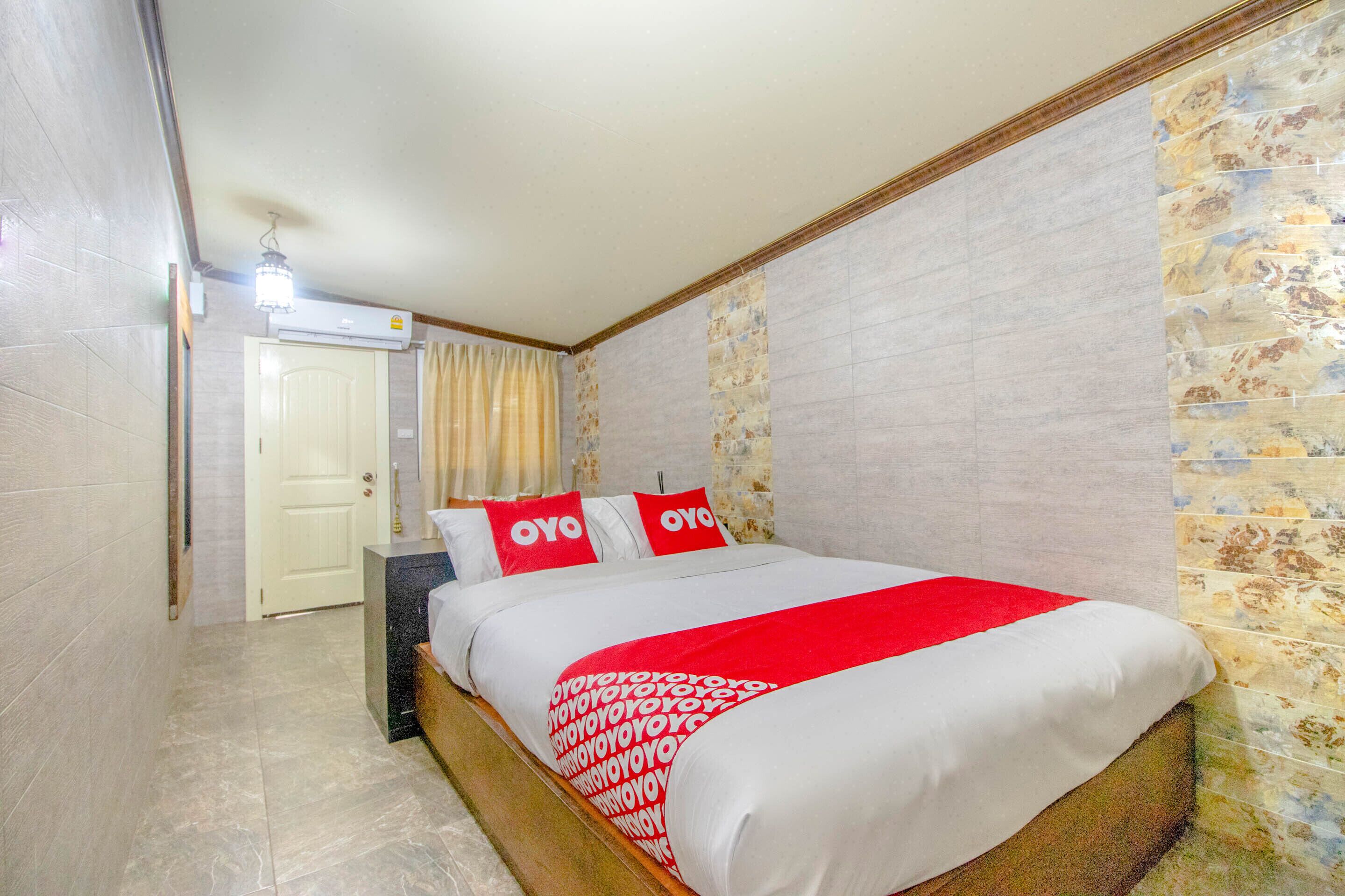 Family Suite | Desk, soundproofing, free WiFi, bed sheets