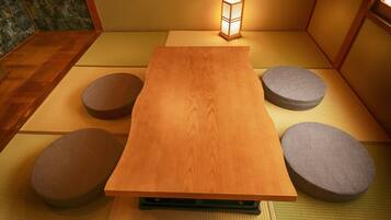 Executive Triple Room | Individually decorated, free WiFi