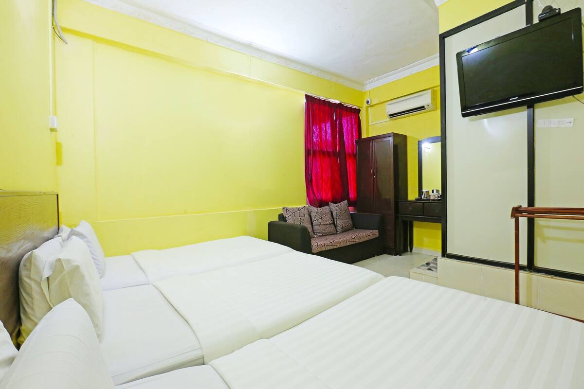 deluxe triple room | free wifi