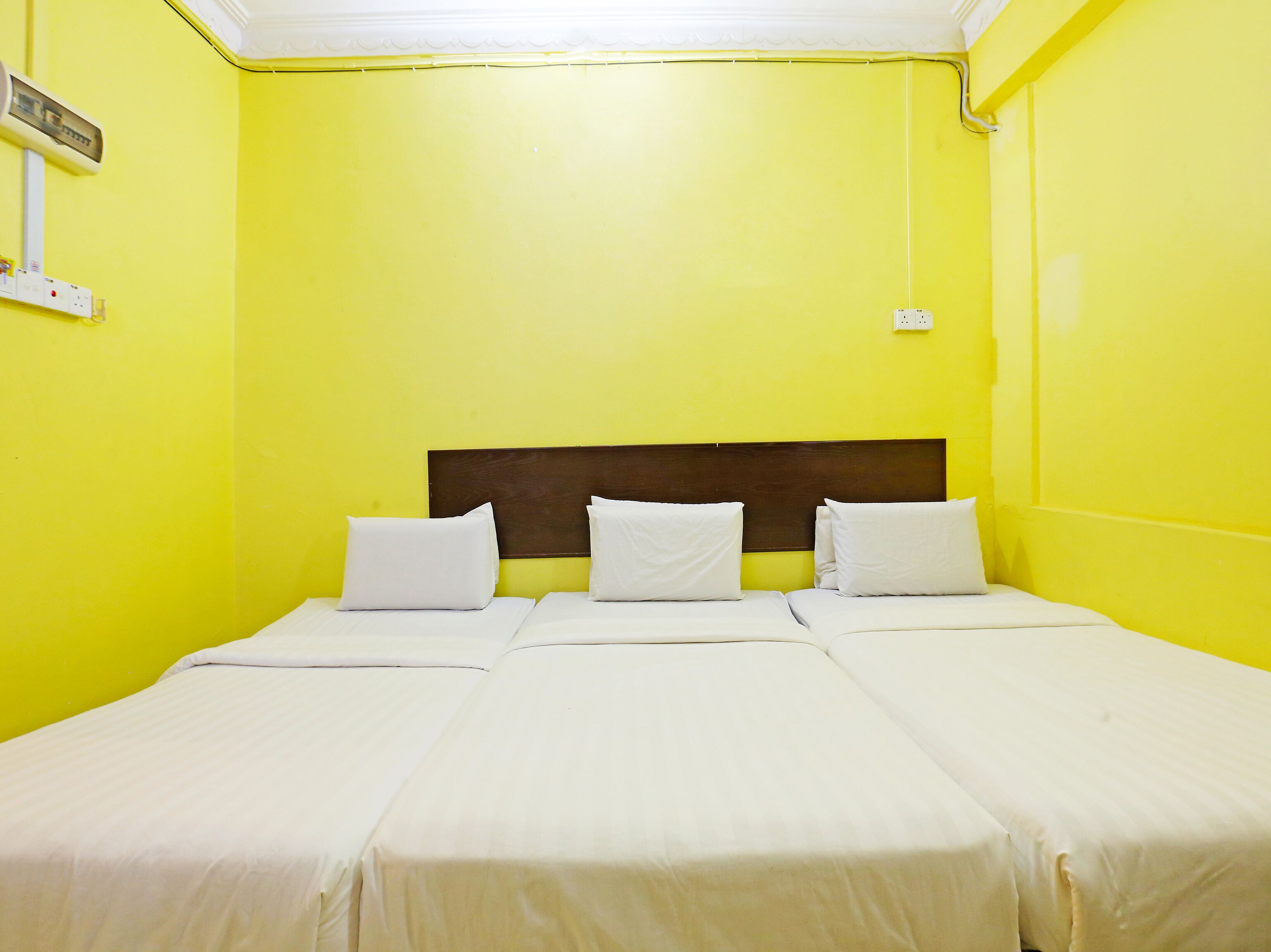deluxe triple room | free wifi