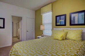 Villa familiar, varias habitaciones, en el área del jardín | 7 habitaciones, decoración personalizada y muebles diferentes 