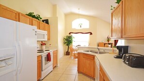 Unclassified image, 5 of 26, button - Ffv8442ha - Southern Dunes - 4 Bed 3 Baths Villa (Haines City)