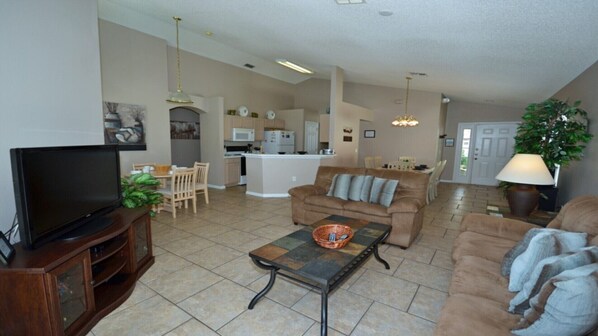 Family Villa, Garden Area