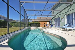 Family Villa, Garden Area