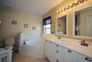 Family Villa, Garden Area | Bathroom - Ffv8455ha - Southern Dunes - 3 Bed 2 Baths Villa (Haines City)