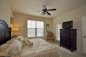 Family Condo, Garden Area