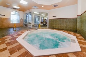 Sauna, steam room