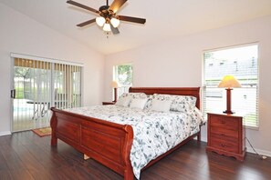 Vila Keluarga, area taman | 4 kamar tidur dan didekorasi berbeda-beda