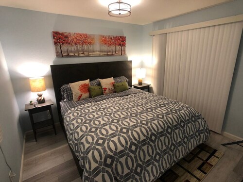 Attractive oasis, conveniently located