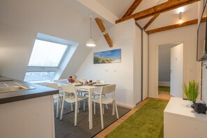 公寓, 3 間臥室 (Wohnung 5) | 私人廚房 | 大型雪櫃/冰箱、微波爐、爐具、洗碗機