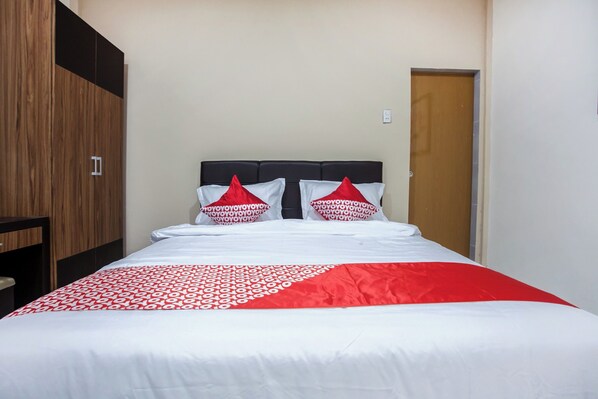 Chambre Deluxe double | Accès au Wi-Fi (inclus), literie fournie