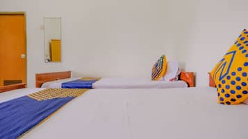 Economy Double Room | Desk, free WiFi