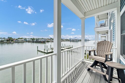 Captain's Rest by Seaside Vacations & Sales
