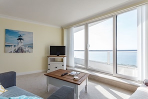 Apartamento (2 Bedrooms) | Sala de estar | TV, Netflix, serviços de streaming