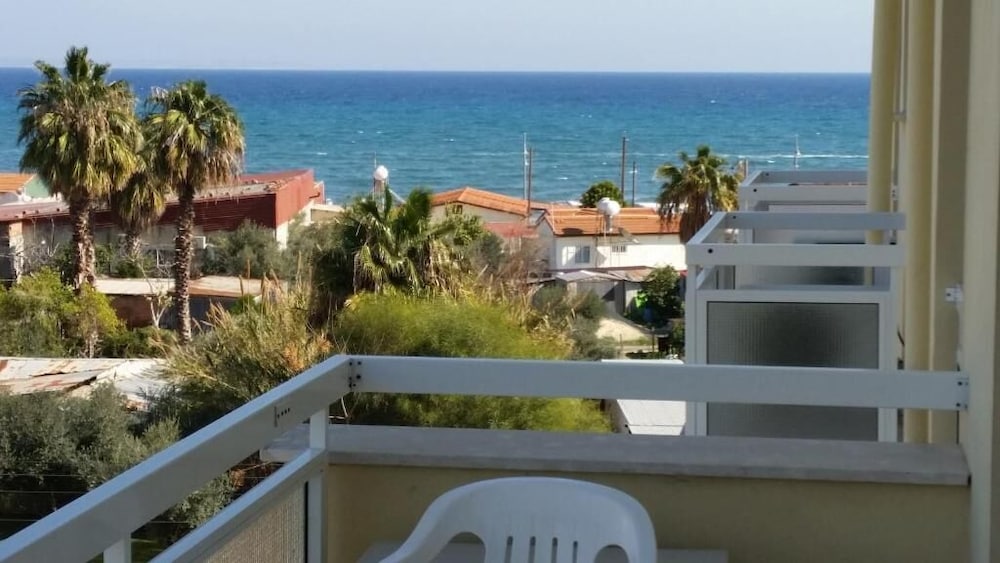 PELIDES HOLIDAY APARTMENTS image