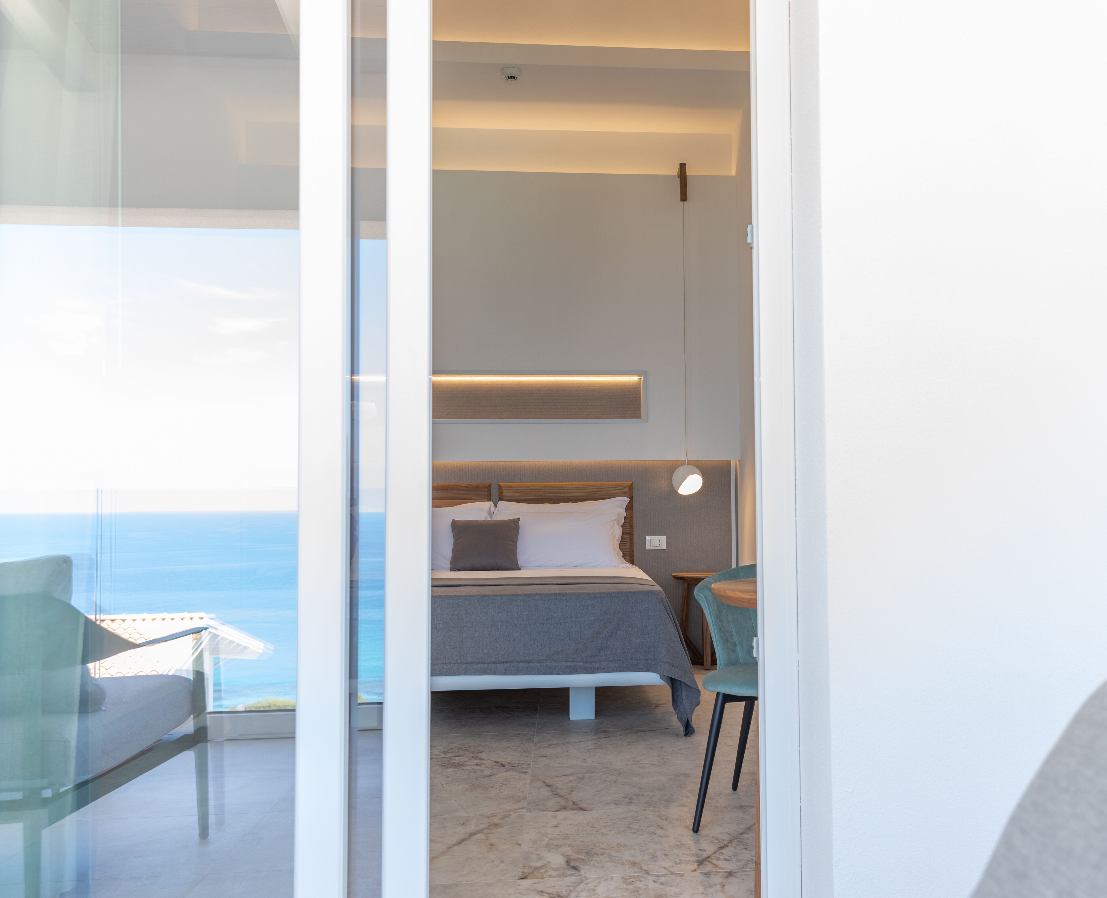 Suite Supérieure | Minibar, Wi-Fi gratuit, draps fournis