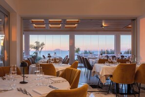 Restaurant - Midenza Seaside & Nature Retreat (Ricadi)